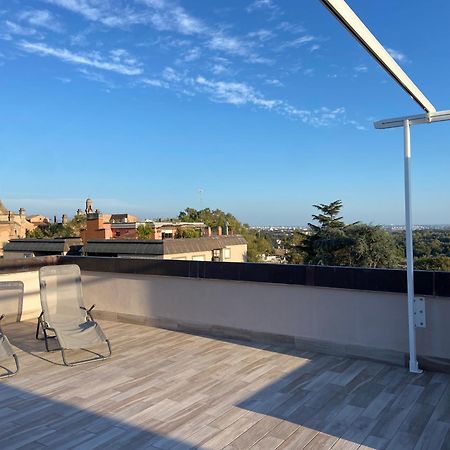 Attico Panoramico Luxury Roma Apartment Exterior photo